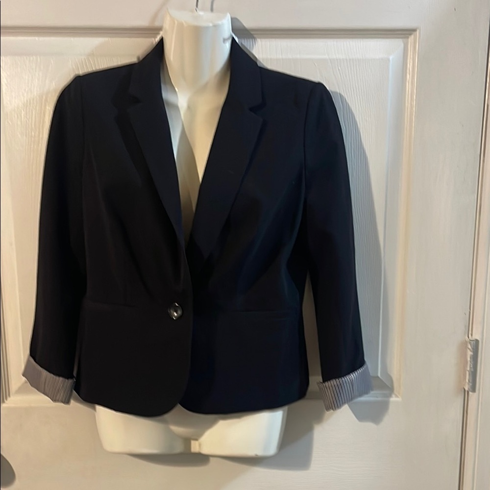 Elegant Navy Blazer for Women